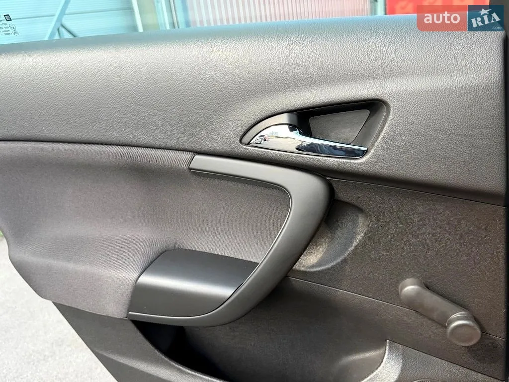 2016 Opel Insignia - мініатюра 34
