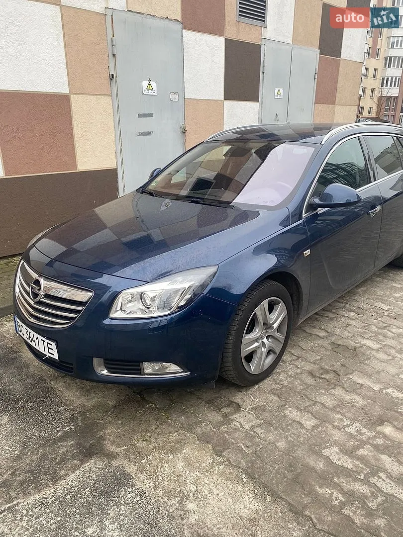 2011 Opel Insignia - фото 1