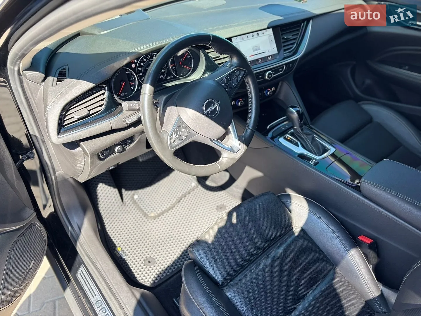 2017 Opel Insignia - мініатюра 10