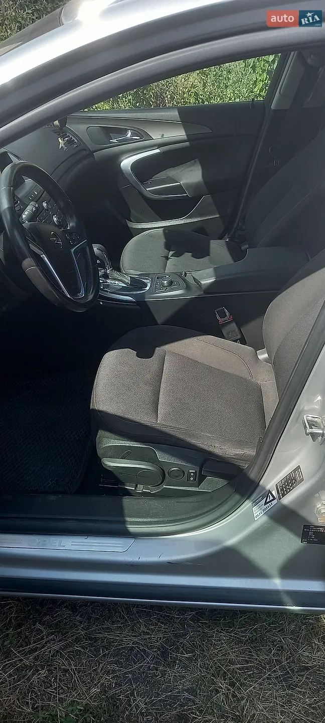 2011 Opel Insignia - мініатюра 3