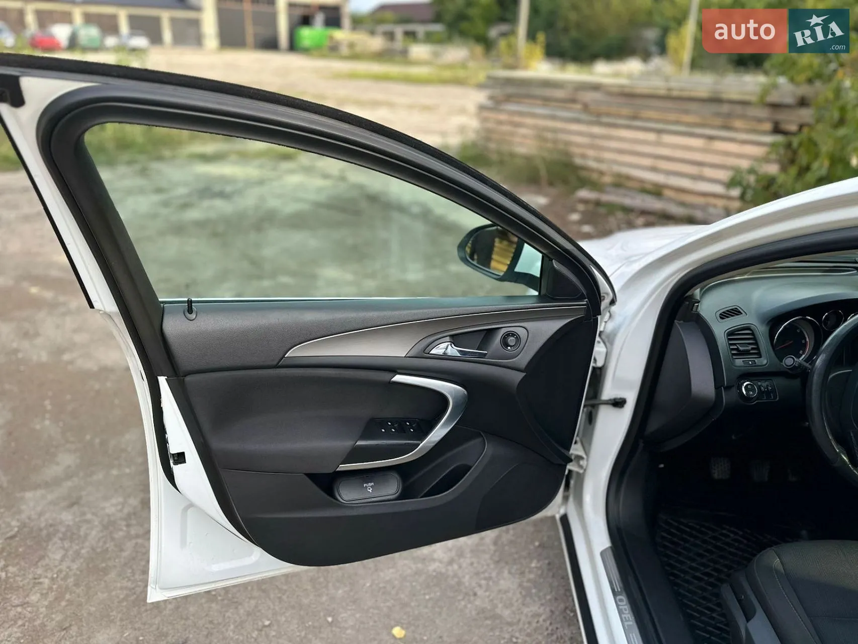 2010 Opel Insignia - мініатюра 21
