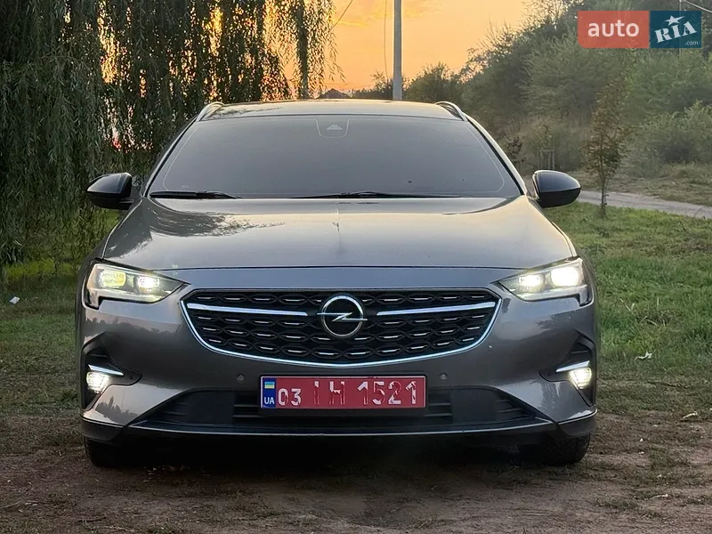 Opel Insignia 2021