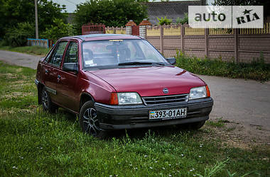 авто рио опель сенатор днепропетровск 1981года продаж авто рио опель сенатор днепропетровск 1981года продаж