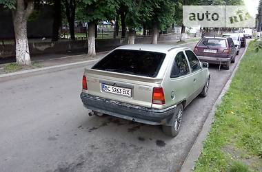 Хэтчбек Opel Kadett 1988 в Червонограде