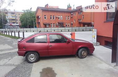 Хетчбек Opel Kadett 1988 в 