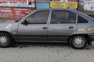 Хэтчбек Opel Kadett 1990 в Коломые