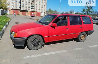 Універсал Opel Kadett 1988 в Вінниці