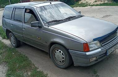 Универсал Opel Kadett 1990 в Старобельске