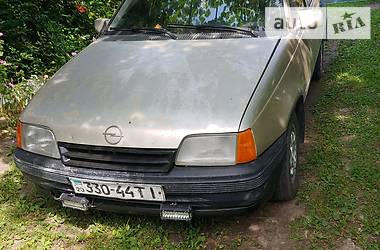 Универсал Opel Kadett 1986 в Ровно
