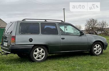 Универсал Opel Kadett 1986 в 