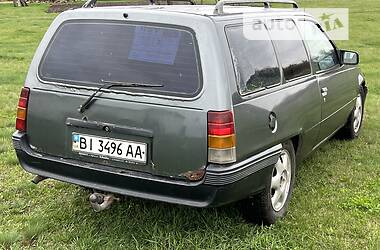 Универсал Opel Kadett 1986 в 