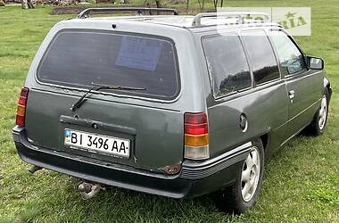 Универсал Opel Kadett 1986 в 