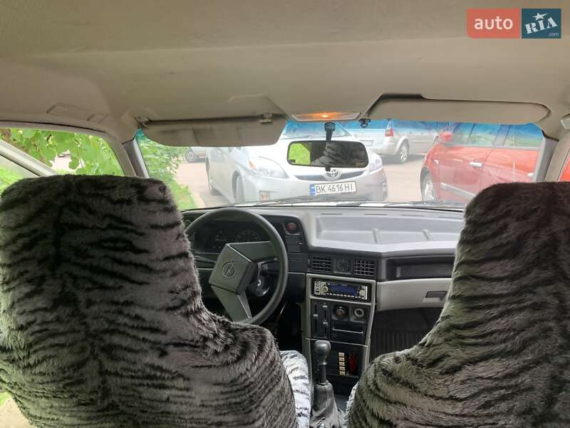 Хетчбек Opel Kadett 1988 в Рівному