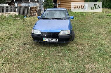 Седан Opel Kadett 1989 в Надвірній