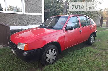 Хэтчбек Opel Kadett 1991 в Малине