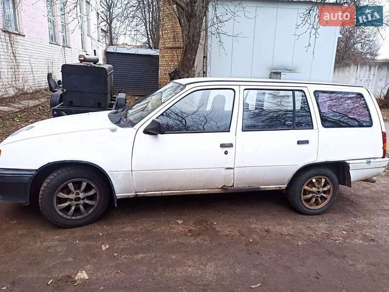 Универсал Opel Kadett 1986 в Борисполе