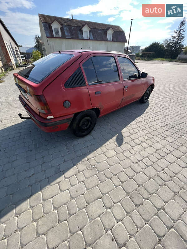 Хетчбек Opel Kadett 1986 в Дрогобичі