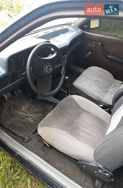 Хетчбек Opel Kadett 1987 в Львові