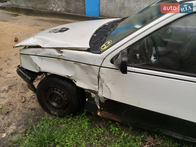Хэтчбек Opel Kadett 1987 в Ковеле