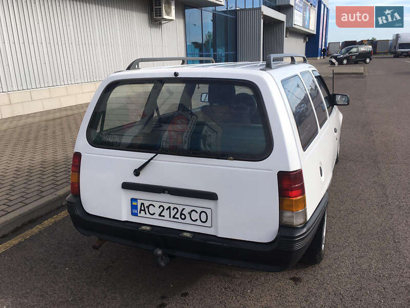 Универсал Opel Kadett 1988 в Ковеле
