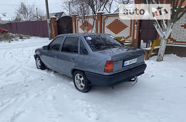 Седан Opel Kadett 1991 в Бородянке