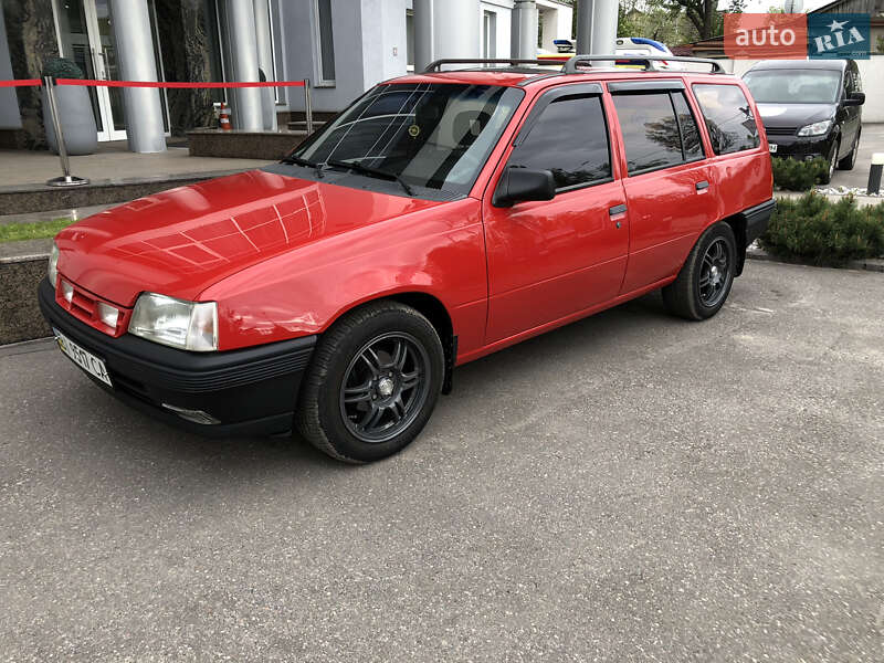 Універсал Opel Kadett 1990 в Полтаві фото 2 Універсал Opel Kadett 1990 в Полтаві