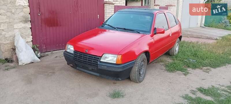 Хэтчбек Opel Kadett 1988 в Жмеринке фото Хэтчбек Opel Kadett 1988 в Жмеринке