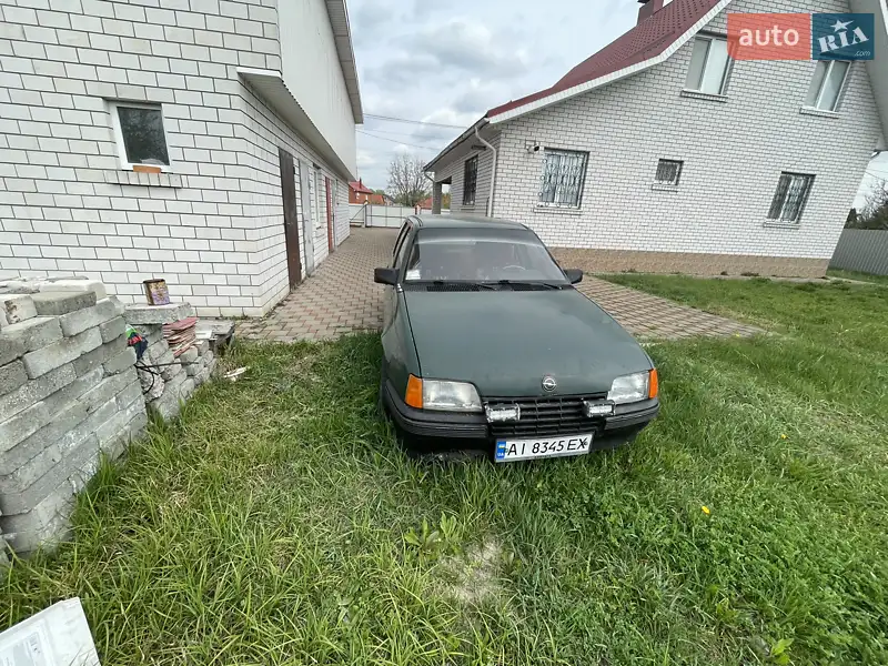 Opel Kadett 1986