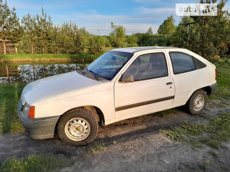 Хетчбек Opel Kadett 1989 в Любомлі