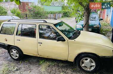 Универсал Opel Kadett 1989 в 