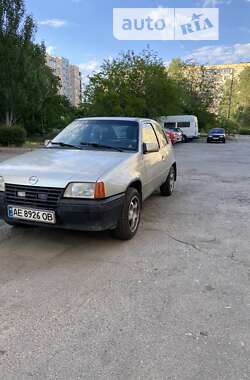 Хетчбек Opel Kadett 1988 в Кам'янському