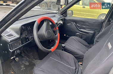 Седан Opel Kadett 1990 в 