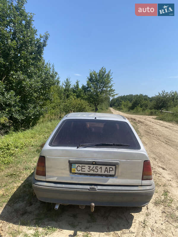 Хэтчбек Opel Kadett 1987 в Черновцах