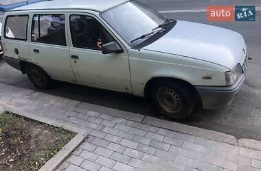 Универсал Opel Kadett 1986 в Киеве