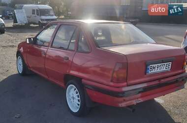 Седан Opel Kadett 1989 в Сумах