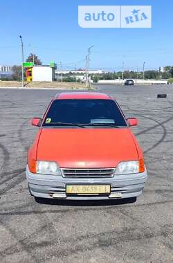 Хэтчбек Opel Kadett 1991 в Харькове