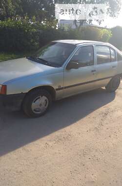 Хетчбек Opel Kadett 1988 в Кременці