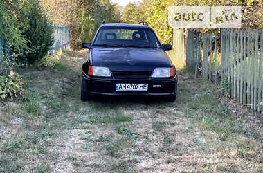 Универсал Opel Kadett 1988 в Житомире