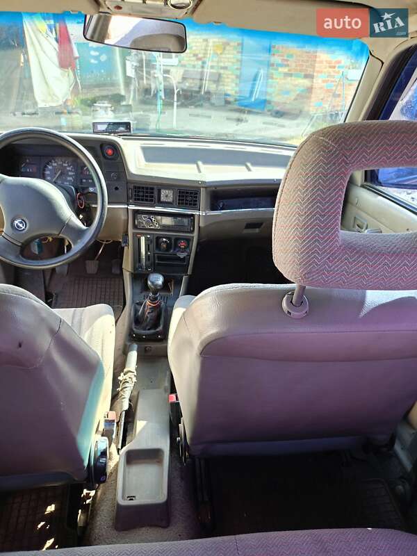 Седан Opel Kadett 1991 в Лозовой