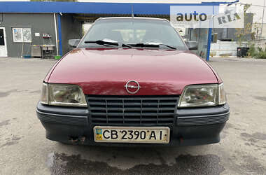 Хэтчбек Opel Kadett 1988 в Чернигове