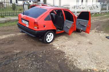 Хэтчбек Opel Kadett 1988 в Подбуже