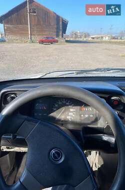 Седан Opel Kadett 1985 в 