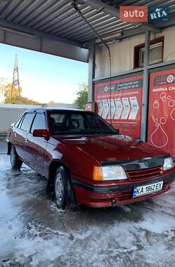 Седан Opel Kadett 1990 в Києві