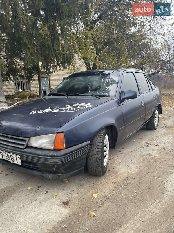 Седан Opel Kadett 1991 в Тыврове