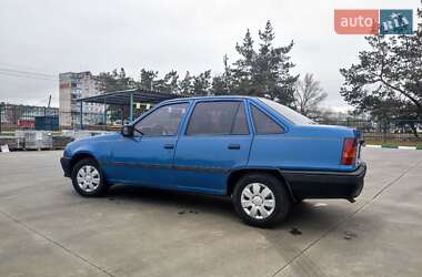 Седан Opel Kadett 1988 в Павлограде