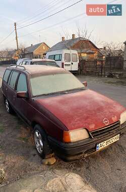 Универсал Opel Kadett 1990 в Луцке