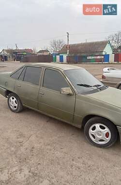 Седан Opel Kadett 1990 в Одессе