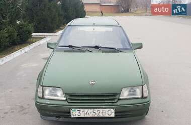 Универсал Opel Kadett 1986 в Богуславе