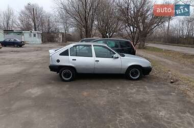 Хэтчбек Opel Kadett 1988 в Запорожье