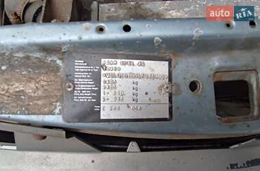 Седан Opel Kadett 1990 в 